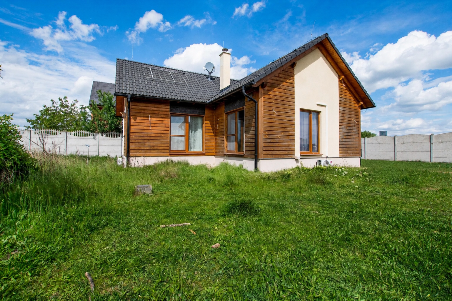 Na predaj 5-izbový dom s galériou a priestorom na podnikanie — foto 2