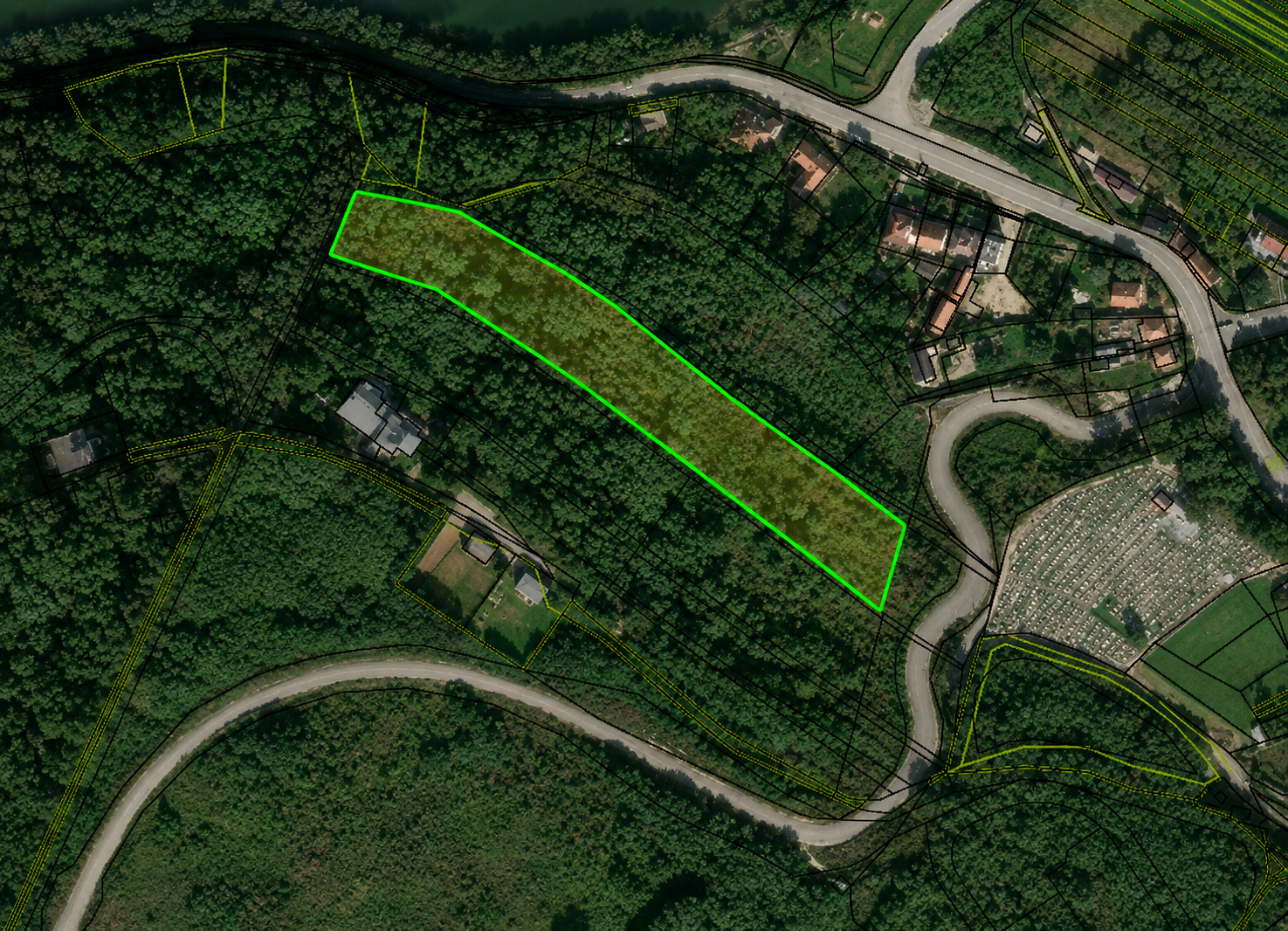 NA PREDAJ! Pozemok v obci Banka pri Piešťanoch - 11 855m²