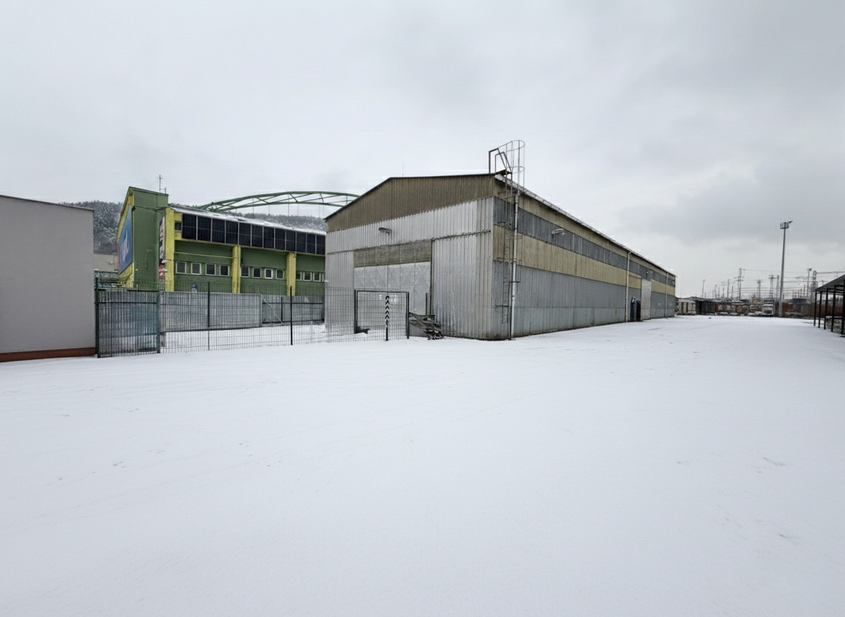 Na prenájom skladová hala s veľkorysým pozemkom v centre Žiliny — foto 2
