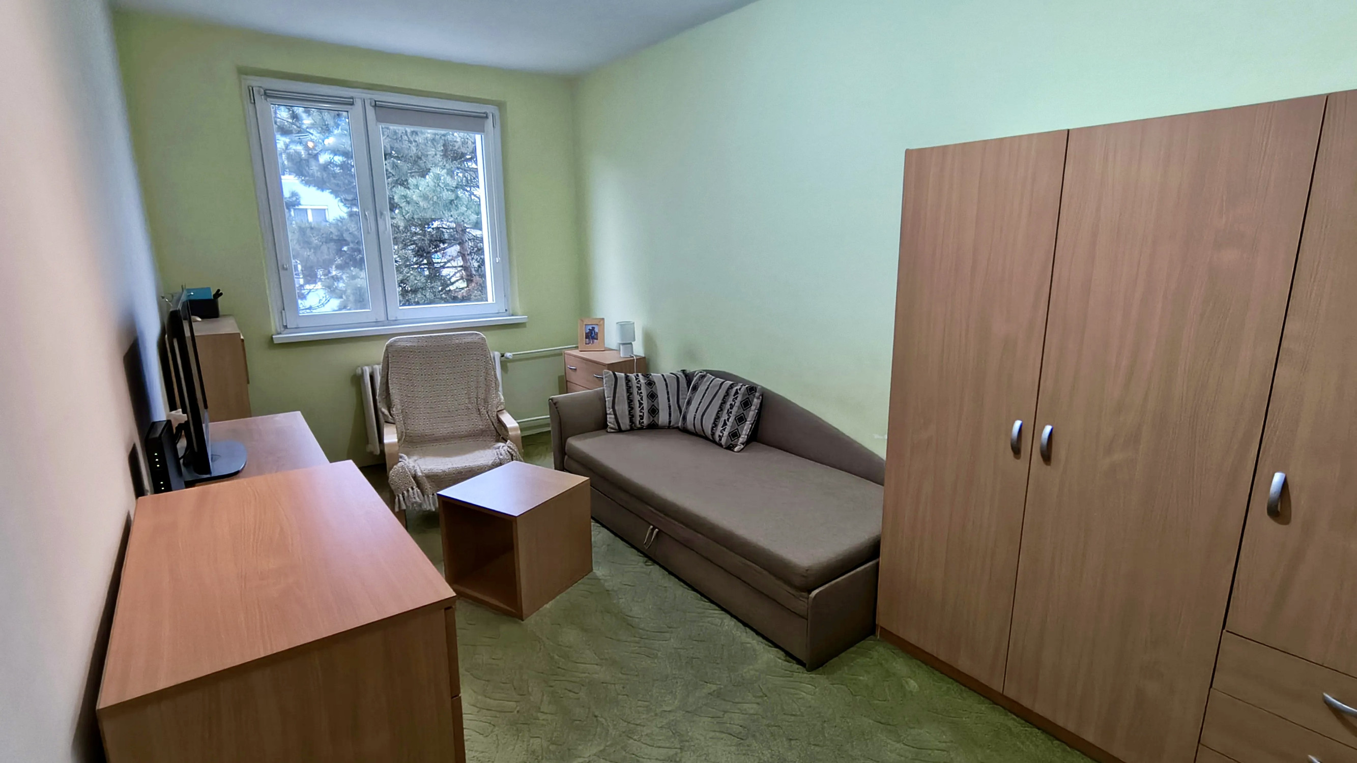 Na predaj svetlý 2-iz byt- BA Ružinov, štartovací byt — foto 2
